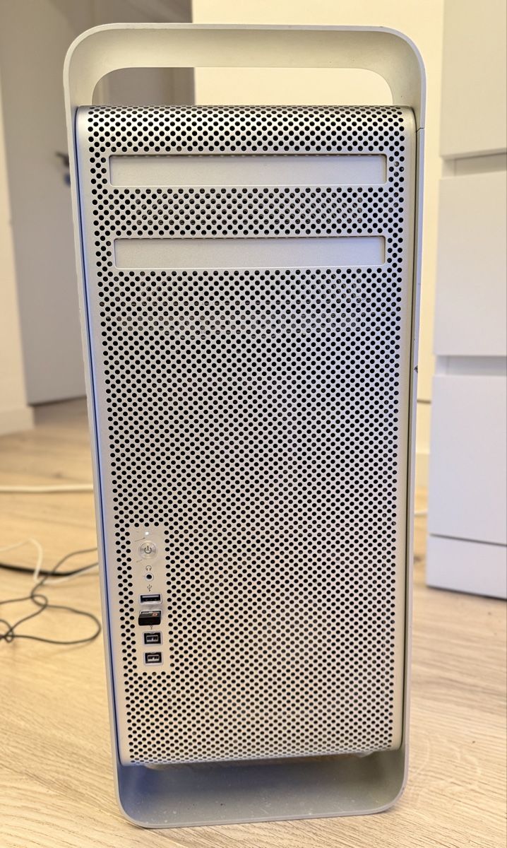 Mac Pro 2010 surboosté (12 cœurs, 96 Go RAM, SSD NVMe 4 To) - Image 3