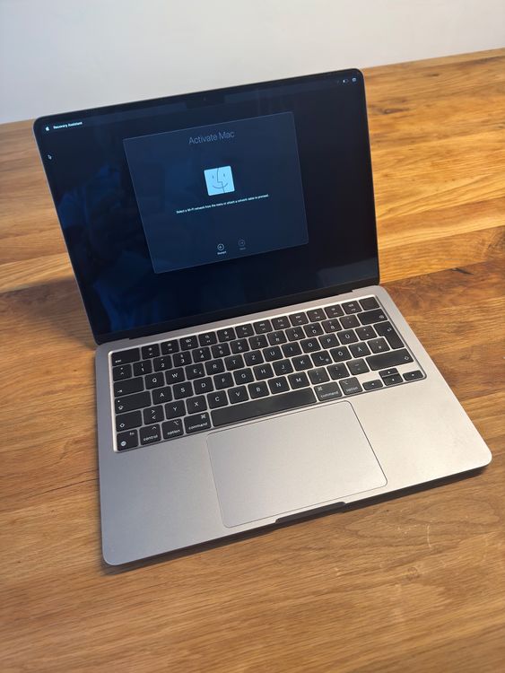APPLE MacBook Air 13.6 pollici M2 2022