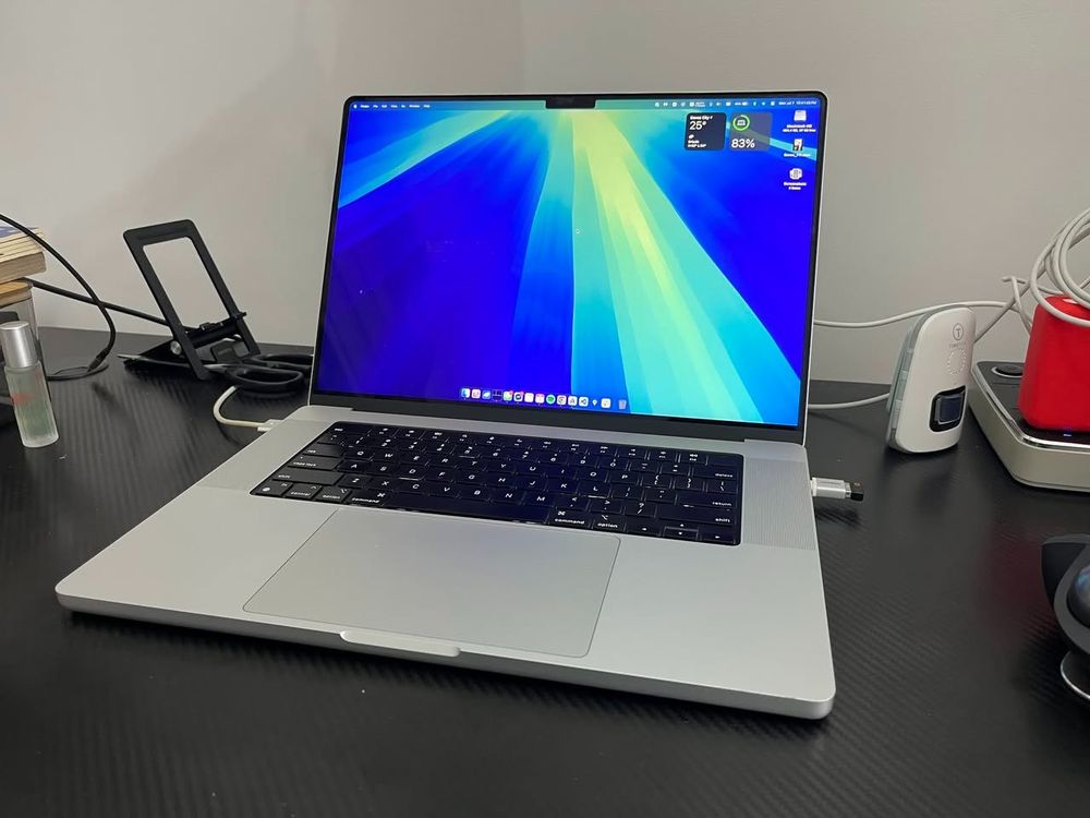 Macbook Pro 16" M1 Pro argento