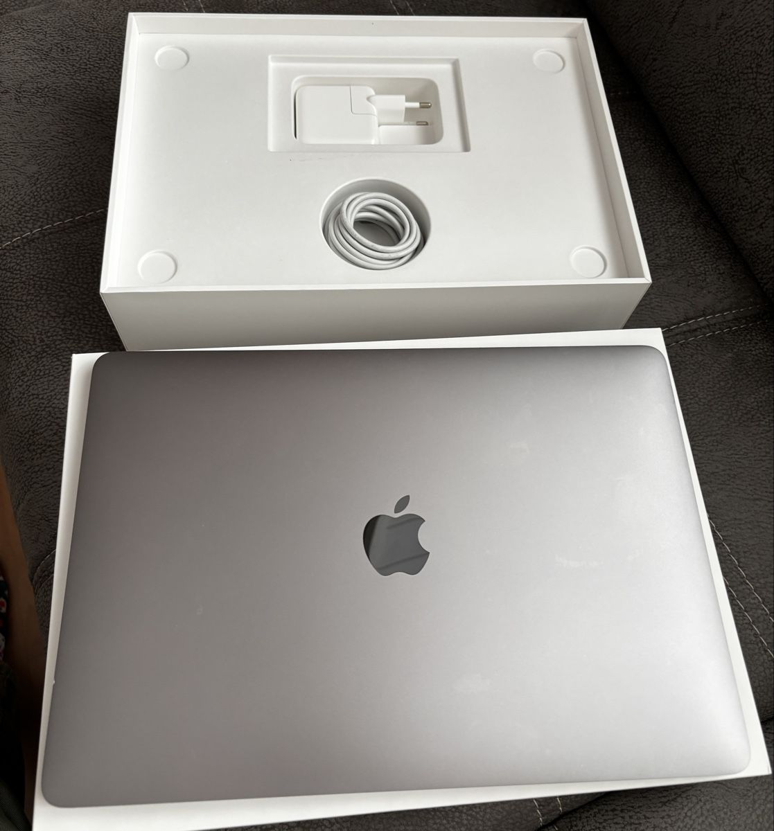 MacBook Air 13", 256 GB SSD,, meno di 170.- CHF - Image 1