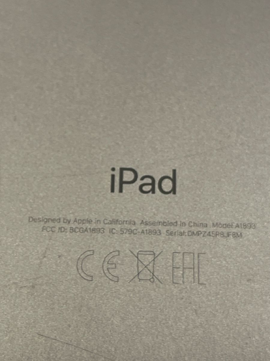 iPad 2018 32GB spazio grigio - schermo difettoso - Image 3