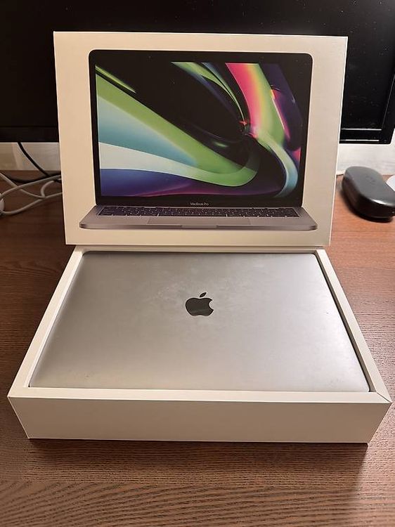 Mac Book Pro M1