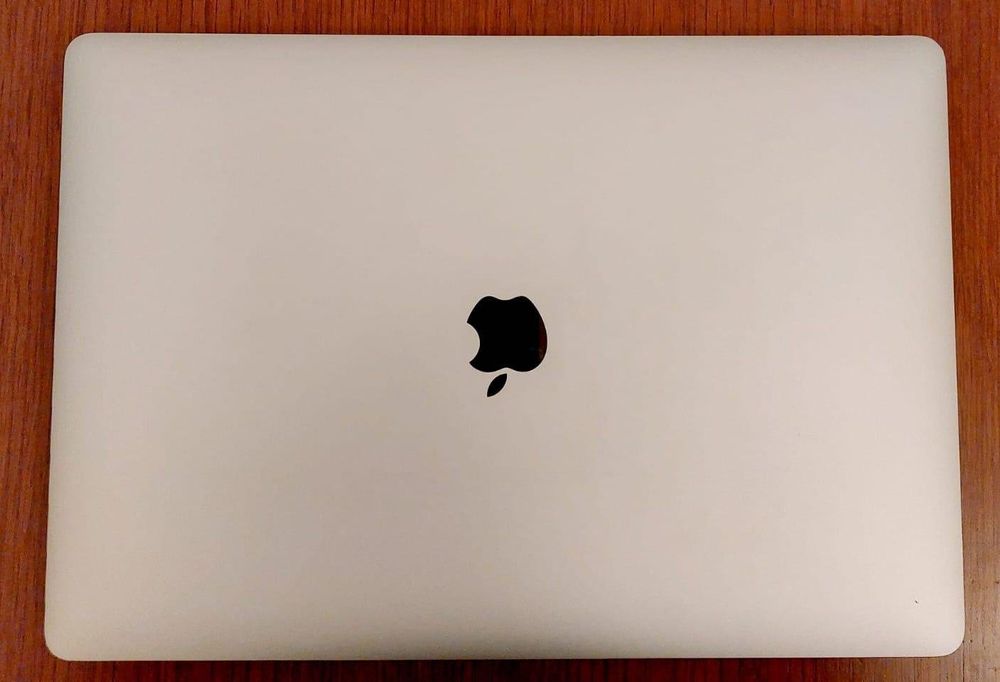 Apple MacBook Pro 15"