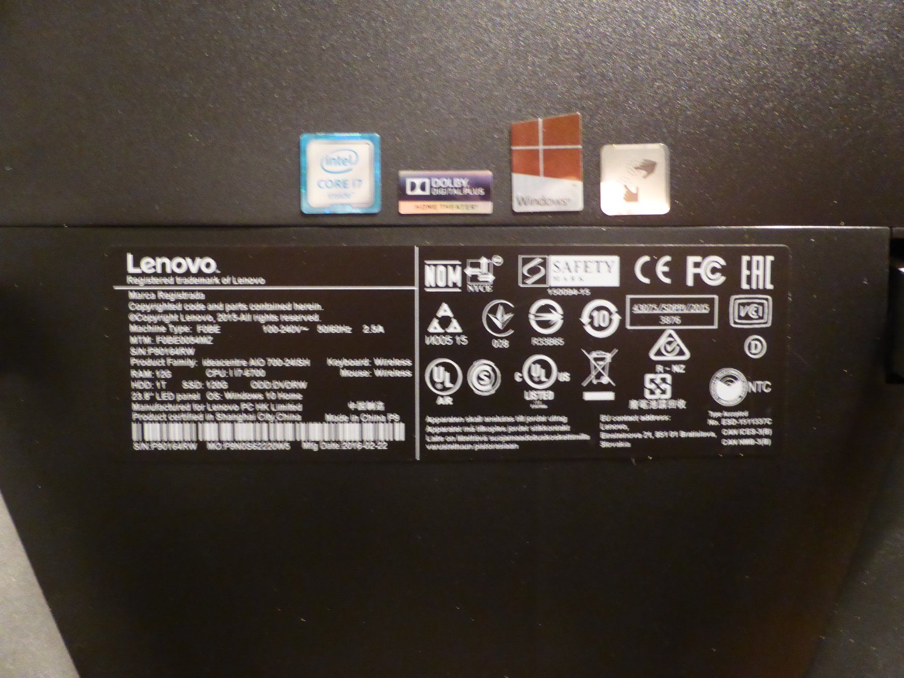 Lenovo Desktop IdeaCentre, 24 pollici, Schermo touchscreen - Image 3