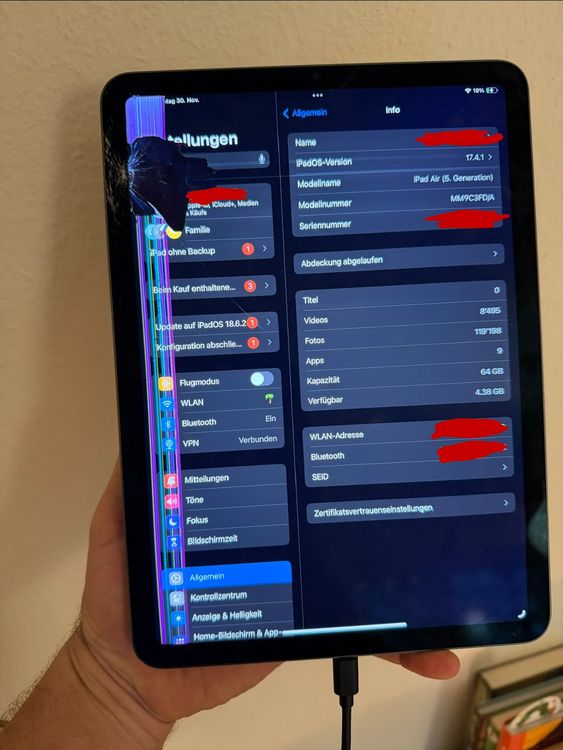 iPad Air (5. Generation) 64GB grigio - schermo rotto - Image 2