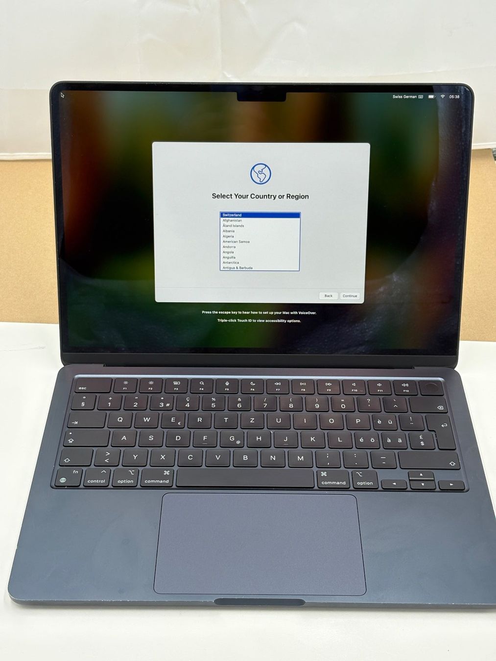 MacBook Air 13" (metà 2022), Apple M2 (CPU a 8 core/GPU a 8 core) - Image 3