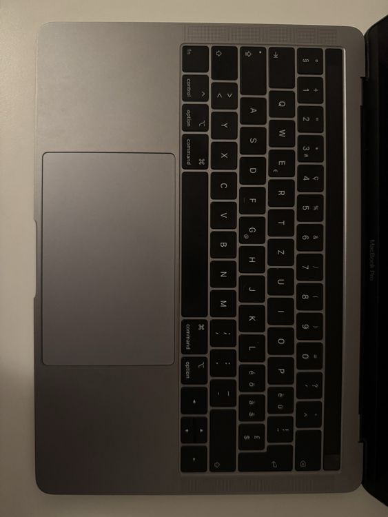 Apple MacBook Pro 13", 2019, i5, 8GB RAM - Ottimo stato! - Image 2