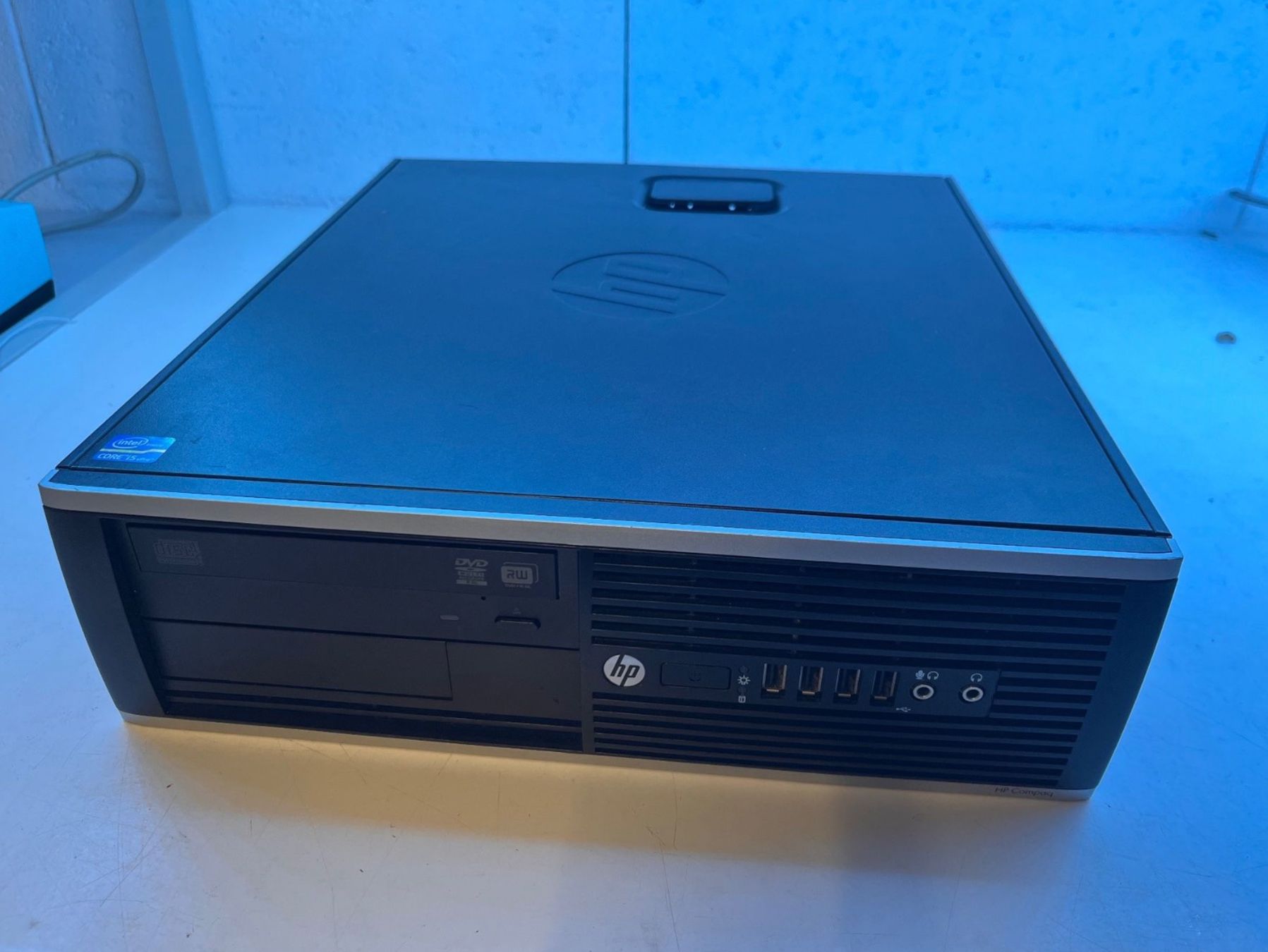 HP Compaq Elite 8300 Windows 11 Pro - Image 1