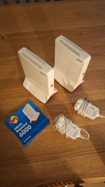 Due FRITZ!Repeater 6000 di AVM in ottime condizioni.
