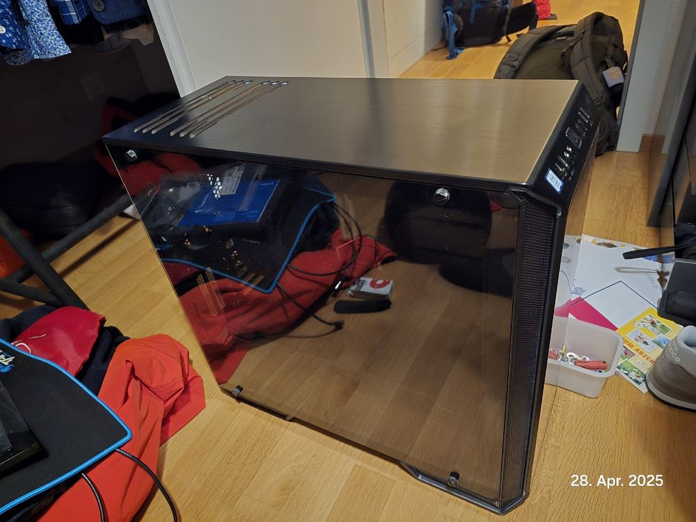 Gaming PC Intel i7-9700K, 16GB RAM, MSI Z390 - Ottimo stato!