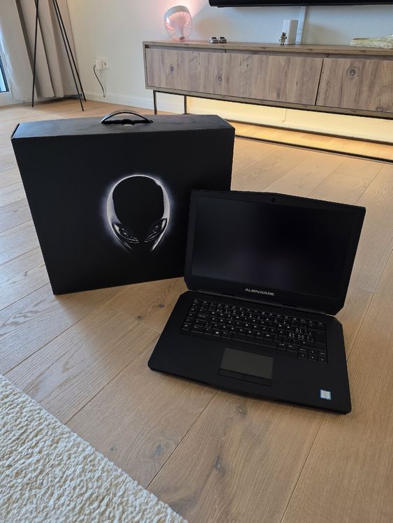 Portatile Alienware 15 R2 - Image 2