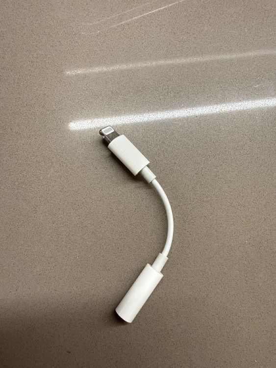 Apple Lightning to Headphone Adapter