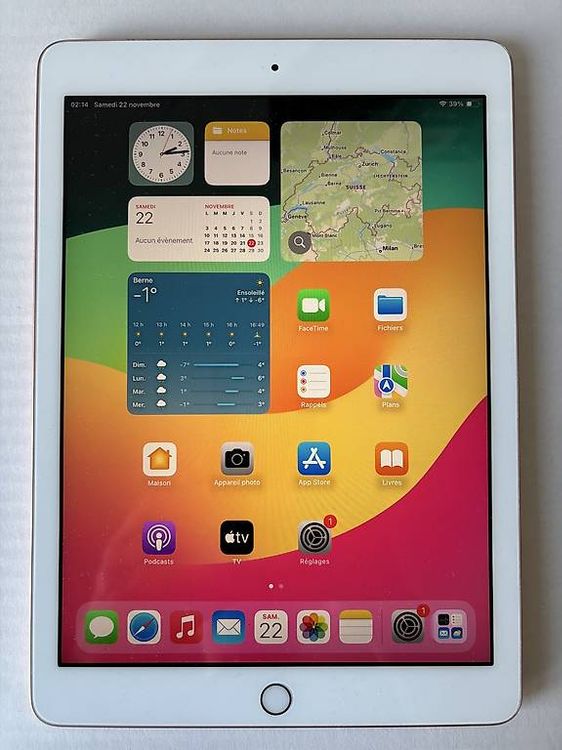 iPad (6a generazione) 9,7 pollici, colore Oro, Wi-Fi, 32GB