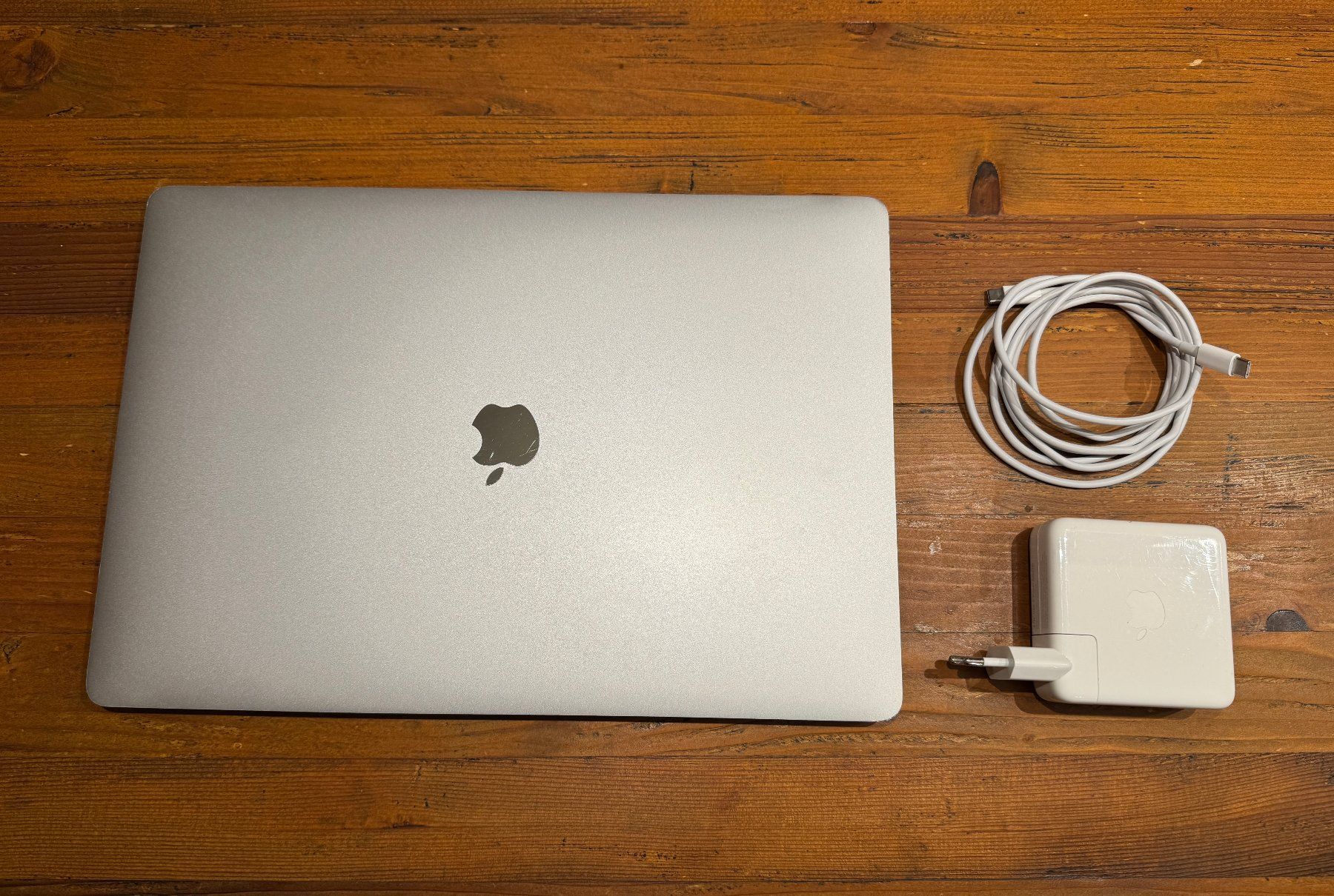 Macbook Pro 16'' (2019), 1 TB, 16 GB - Image 3