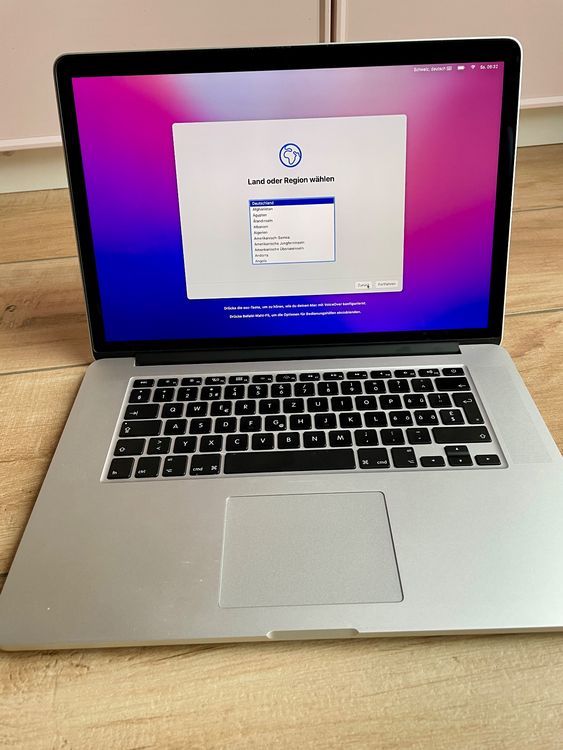 Macbook Pro 15" 16GB RAM, 500GB disco rigido (modello Mid2015) - Image 2