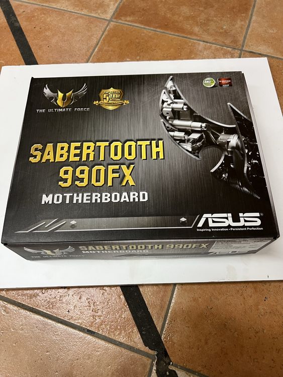 ASUS Sabertooth 990FX - confezione originale (OVP) incl. Unter - Image 2
