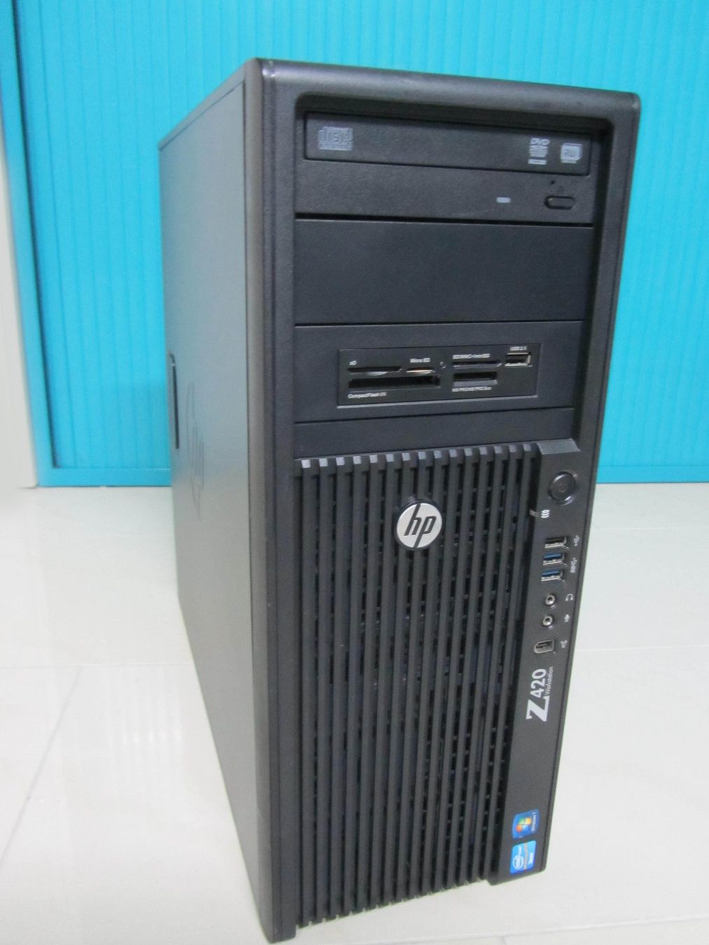 HP Z420 Workstation - Image 1