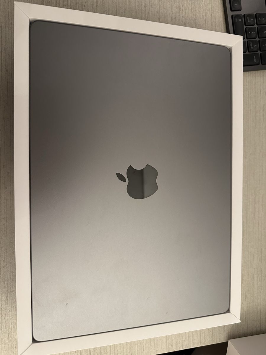 MacBook Pro 14-inch, 2021, M1 Pro, 16GB RAM, 512GB SSD - Image 1
