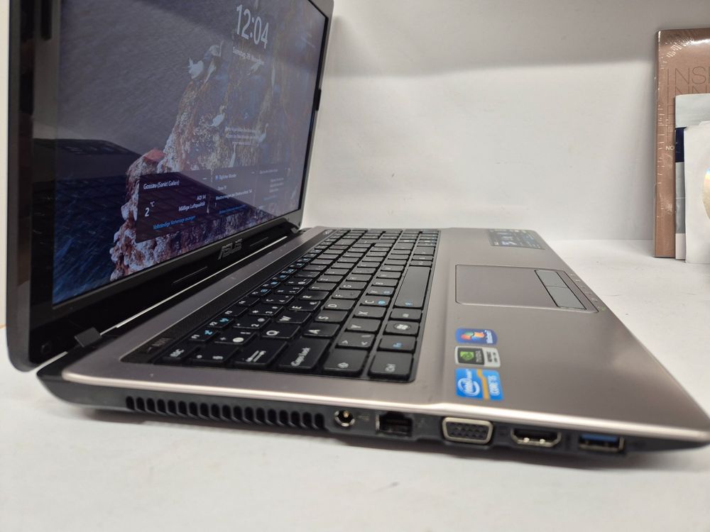 ASUS K53S Notebook mit Samsung SSD - Image 2