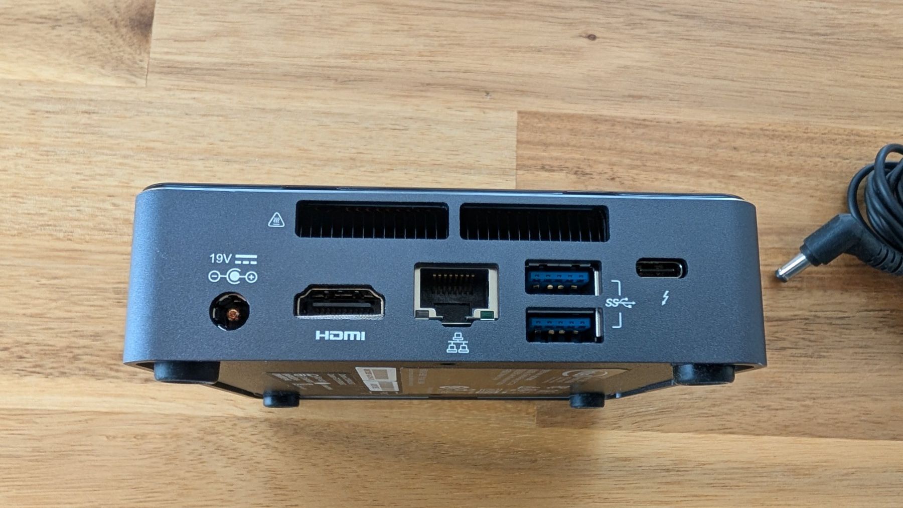 Intel NUC7i5BNK (256GB SSD/M.2 | 16GB RAM) - Image 3