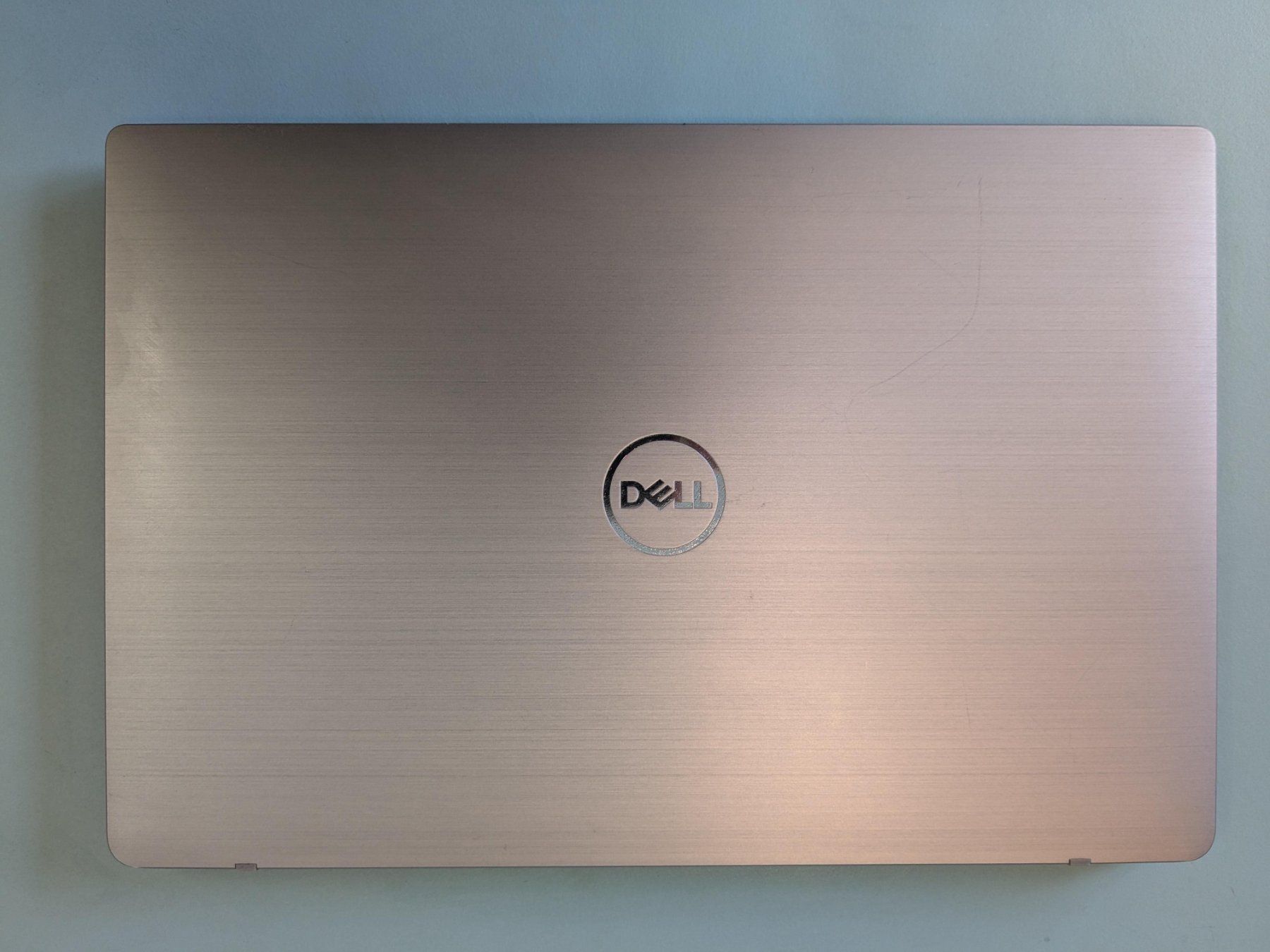 Dell Latitude 7400, i7, 16GB RAM, schermo tattile, tastiera USA - Image 3