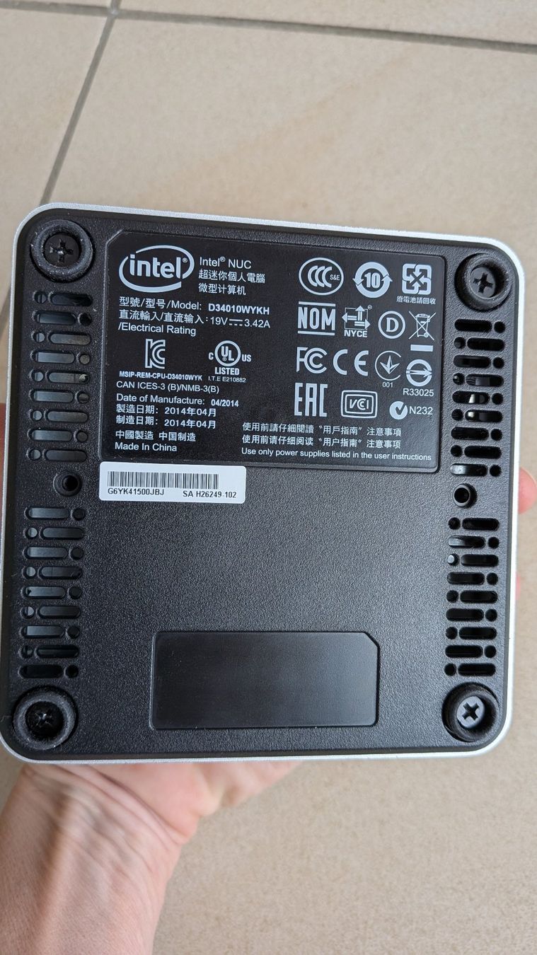 mini-PC Intel NUC D34010WYKH - Image 3