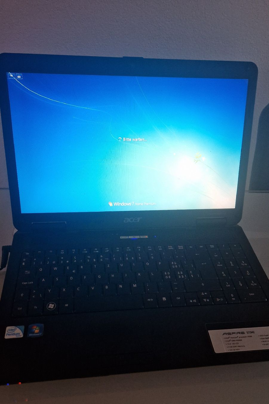 Laptop Acer Aspire 5734Z - Windows 7 usato / vecchio - Image 3