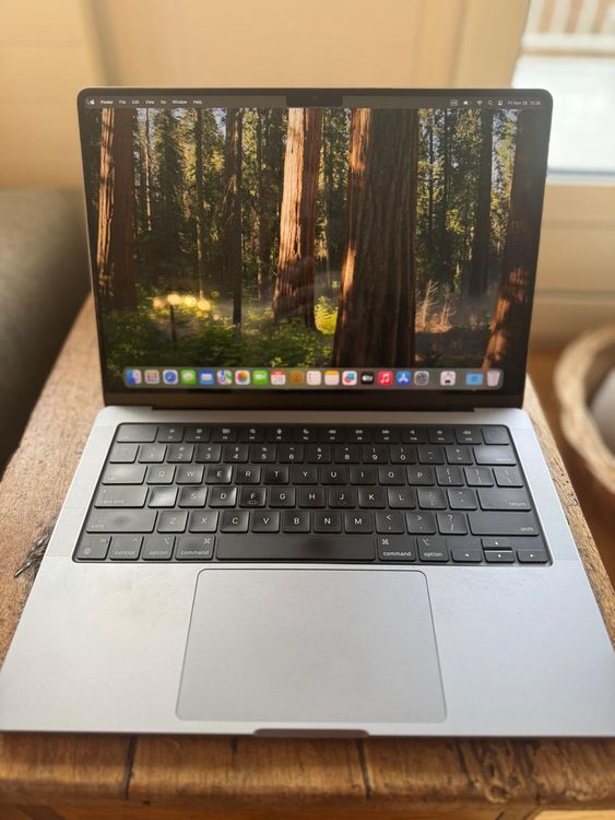 Apple MacBook Pro 14", M2 Pro, 32 GB, 1 TB, USA