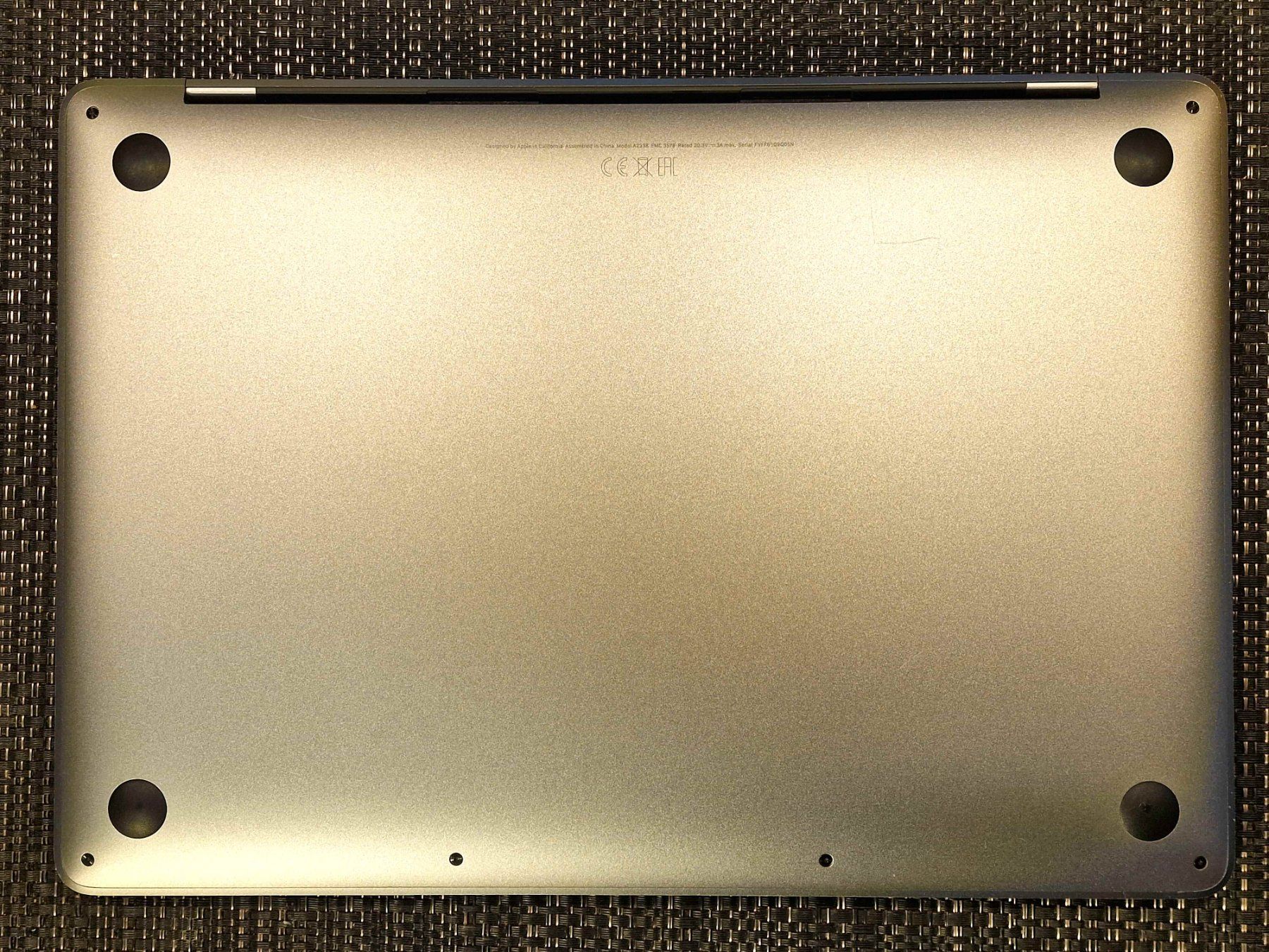 MACBOOK PRO 13" M1 Touchbar / 16GB / 256GB / OVP+Cassa in pelle - Image 3