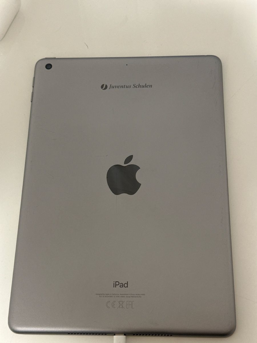 iPad - Image 3