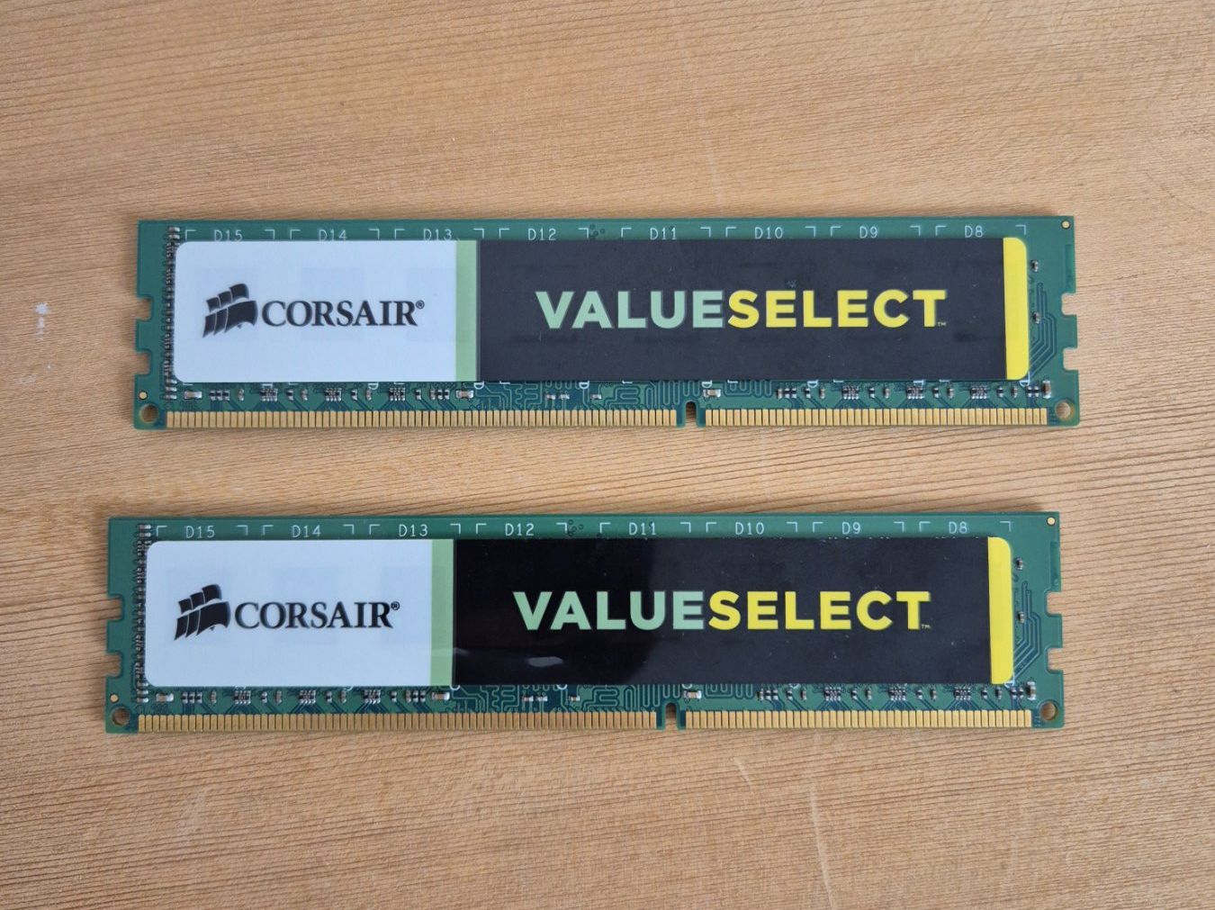 Corsair ValueSelect RAM 2 x 8GB, 1600 MHz, DDR3-RAM, DIMM - Image 1