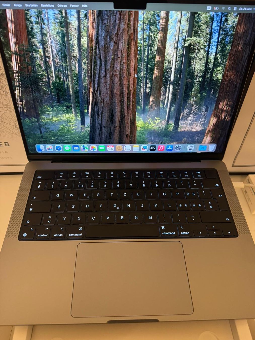 Apple MacBook Pro 14", M1 Pro, 32 GB, 1 TB, CH - Image 1