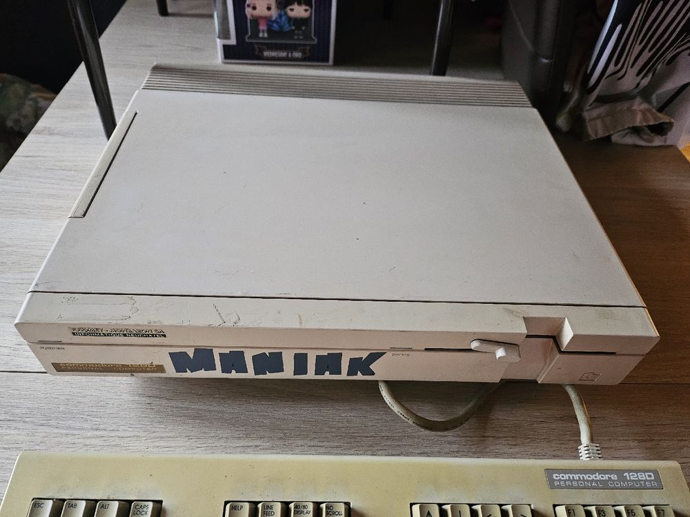 Commodore 128D (Plastica) - Image 2