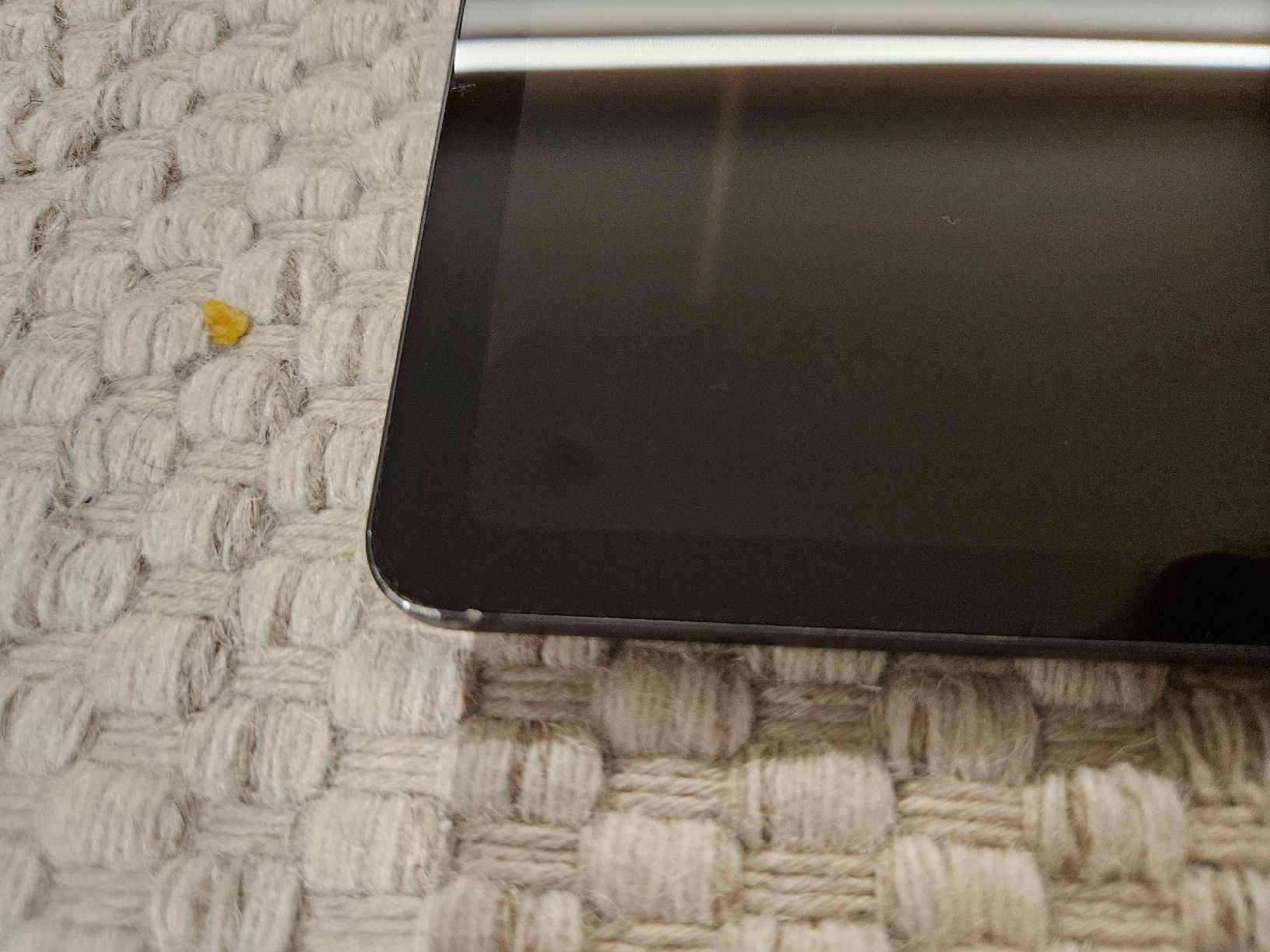 Samsung Galaxy Tab S6 lite SM-P619 con SIM - Image 3