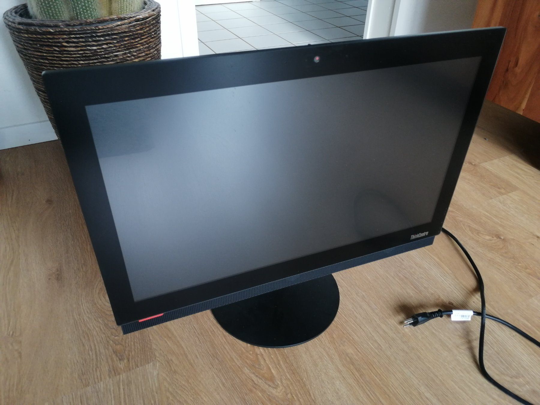 Lenovo All in one Think Centre - Image 1