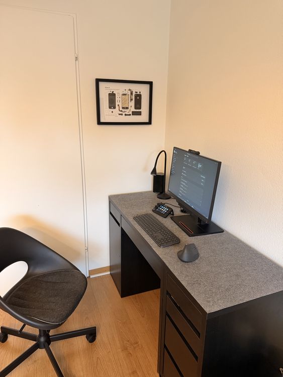 LENOVO ThinkCentre Tiny All-in-One PC, Logitech Loupedeck