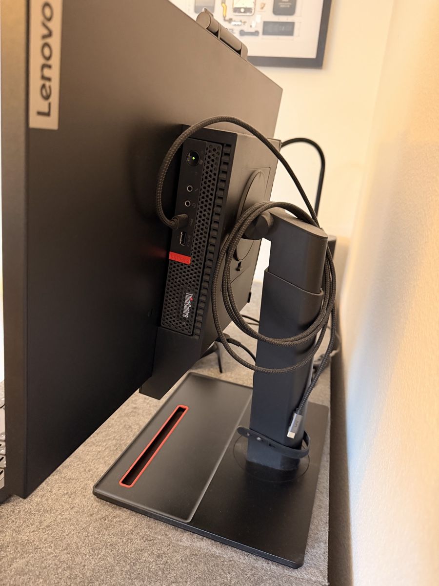 LENOVO ThinkCentre Tiny All-in-One PC, Logitech Loupedeck - Image 3