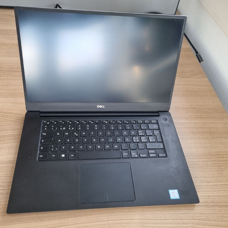 Dell Precision 5530, i7-8850H, 16GB RAM