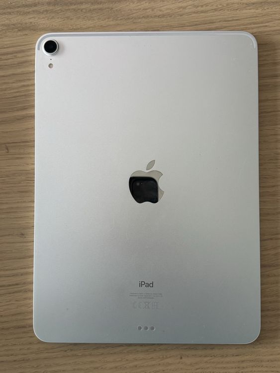 Apple iPad Pro 1. Gen, Wi-Fi, 64GB Argento - Image 2