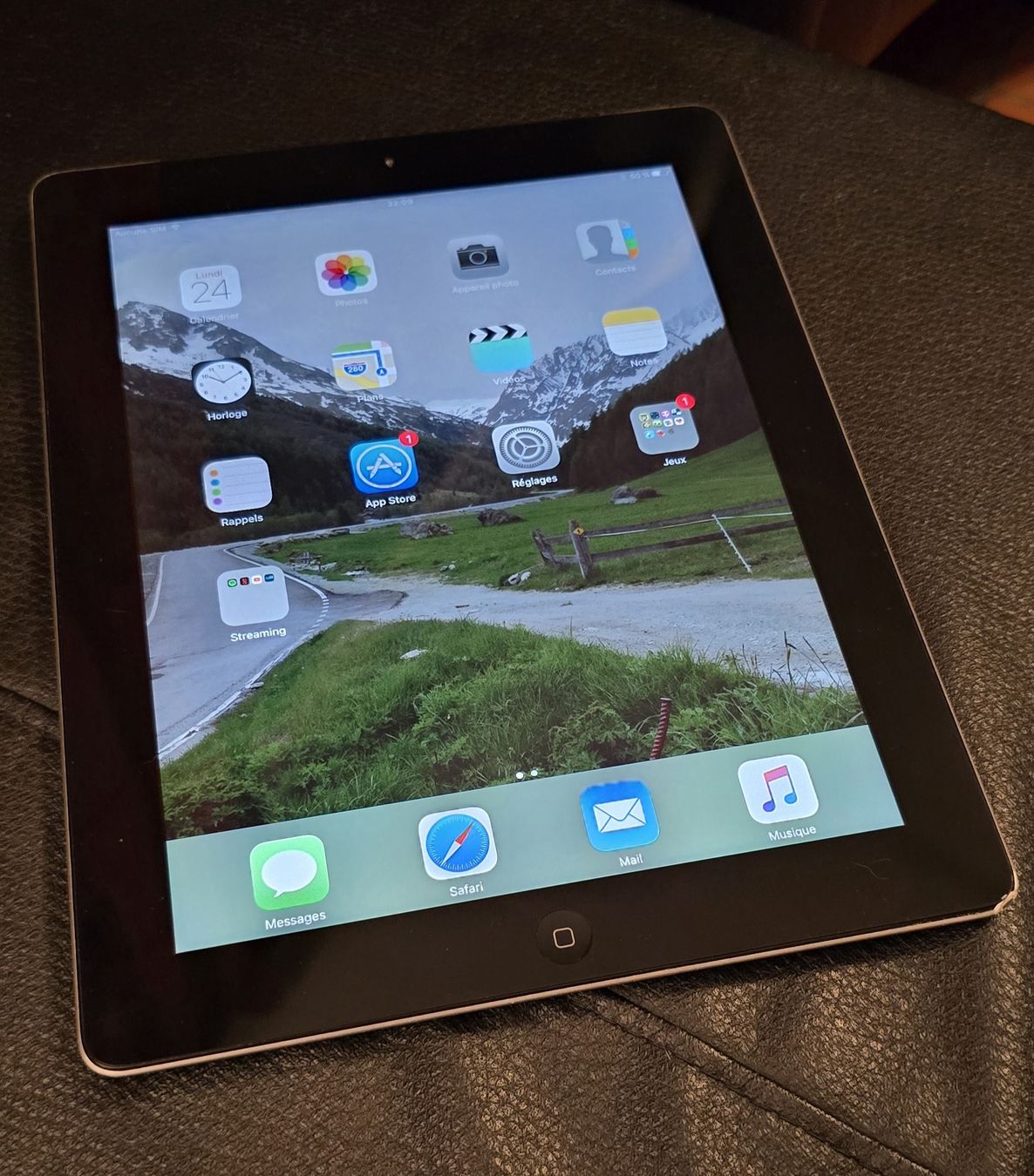 iPad (3a generazione) 16 GB - Image 1