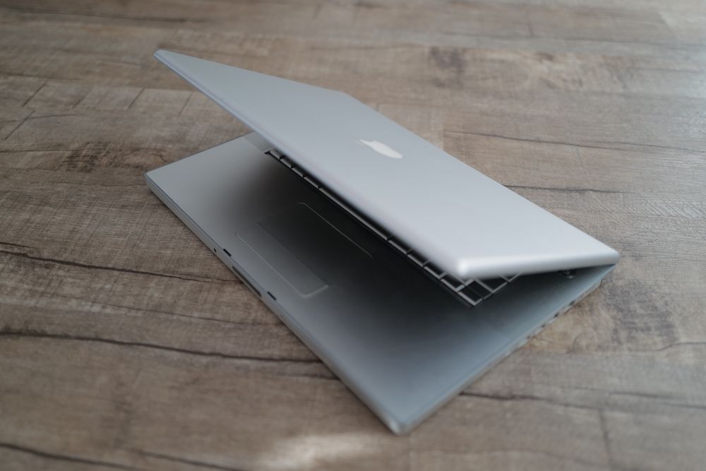 MacBook Pro da 15 pollici (inizio 2008)