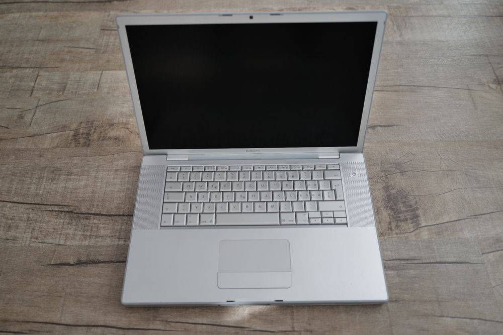 MacBook Pro da 15 pollici (inizio 2008) - Image 2