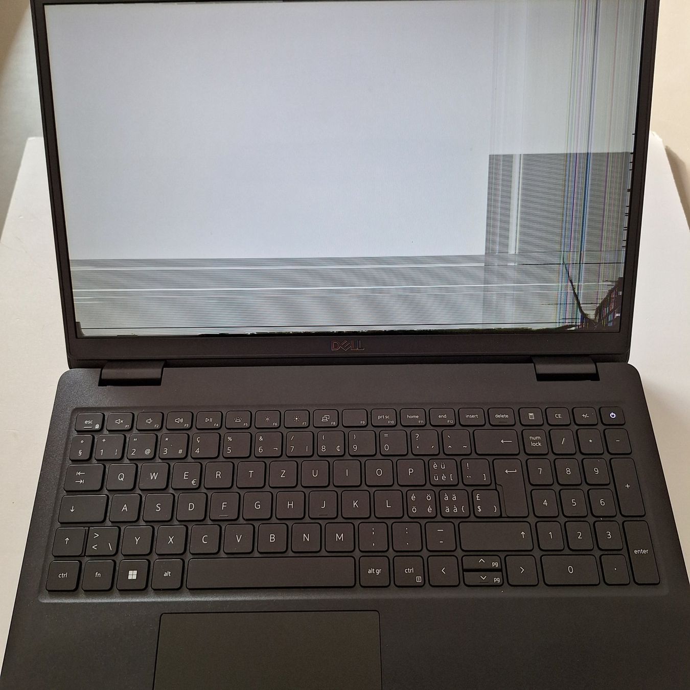 Portatile Dell - Latitude 3520 - Core i5 - difettoso - Image 3