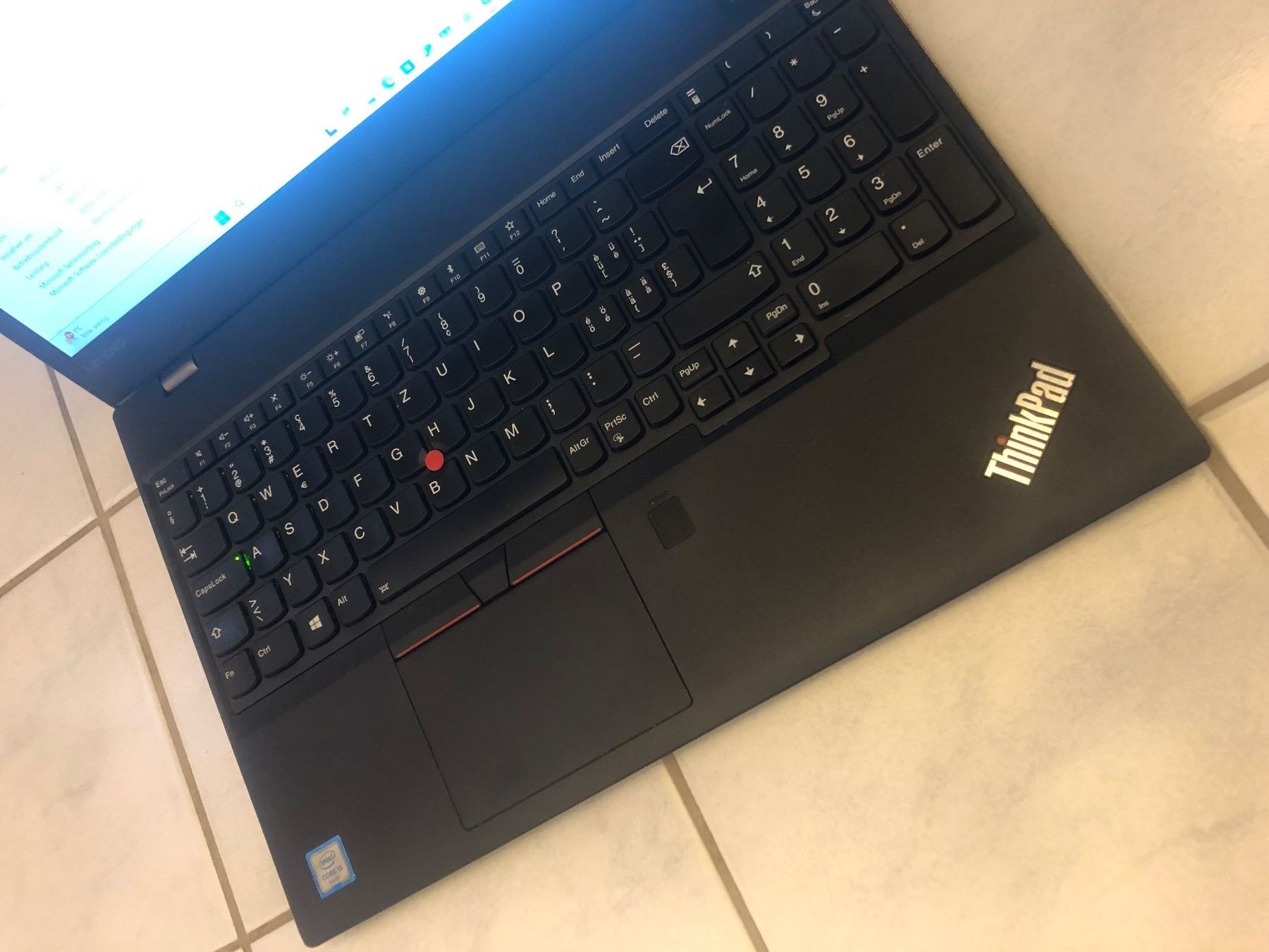 Lenovo ThinkPad T570 portatili - Image 1