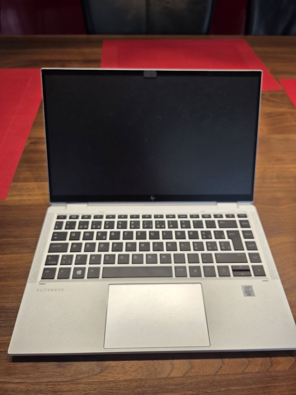 HP Elitebook x360 1040 G7 / i7 / 16 GB / 2TB - Image 1