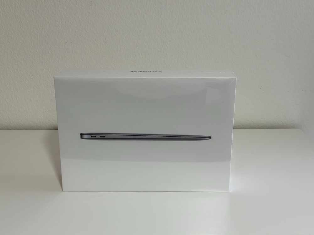 MacBook Air 2020 13" M1 • 8GB/256GB • Nuovo e imballato originale