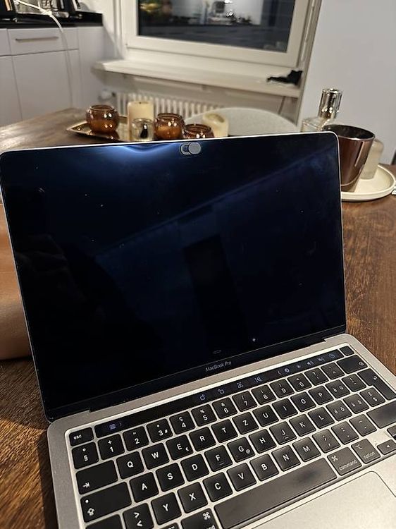 MacBook Pro 13' M1 2020 - 512 GB SSD, 8GB RAM, 85% Batteria - Image 2