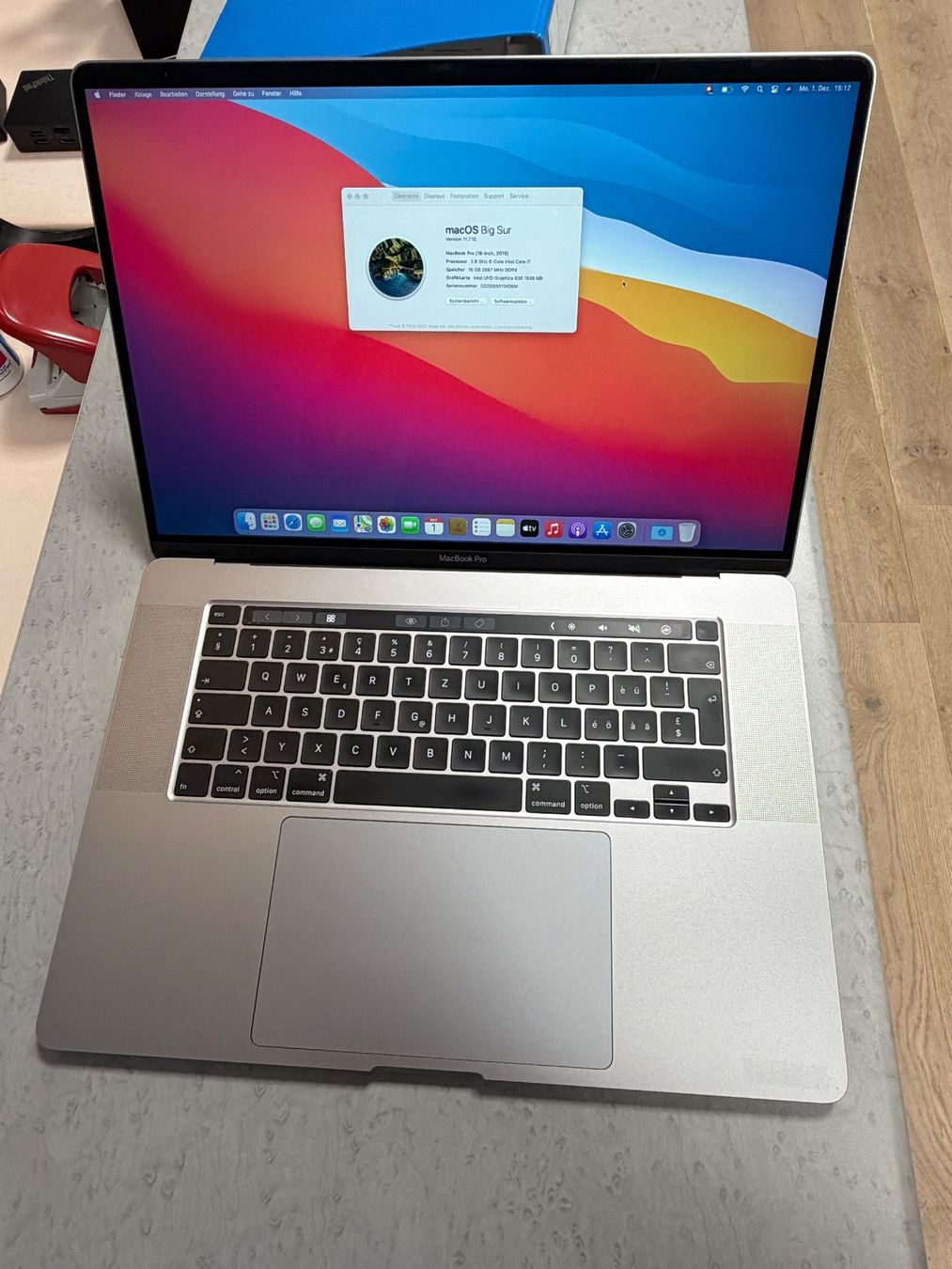 Apple MacBook Pro 16" (2019) - i7 / 16 GB RAM / 512 GB SSD - Image 3