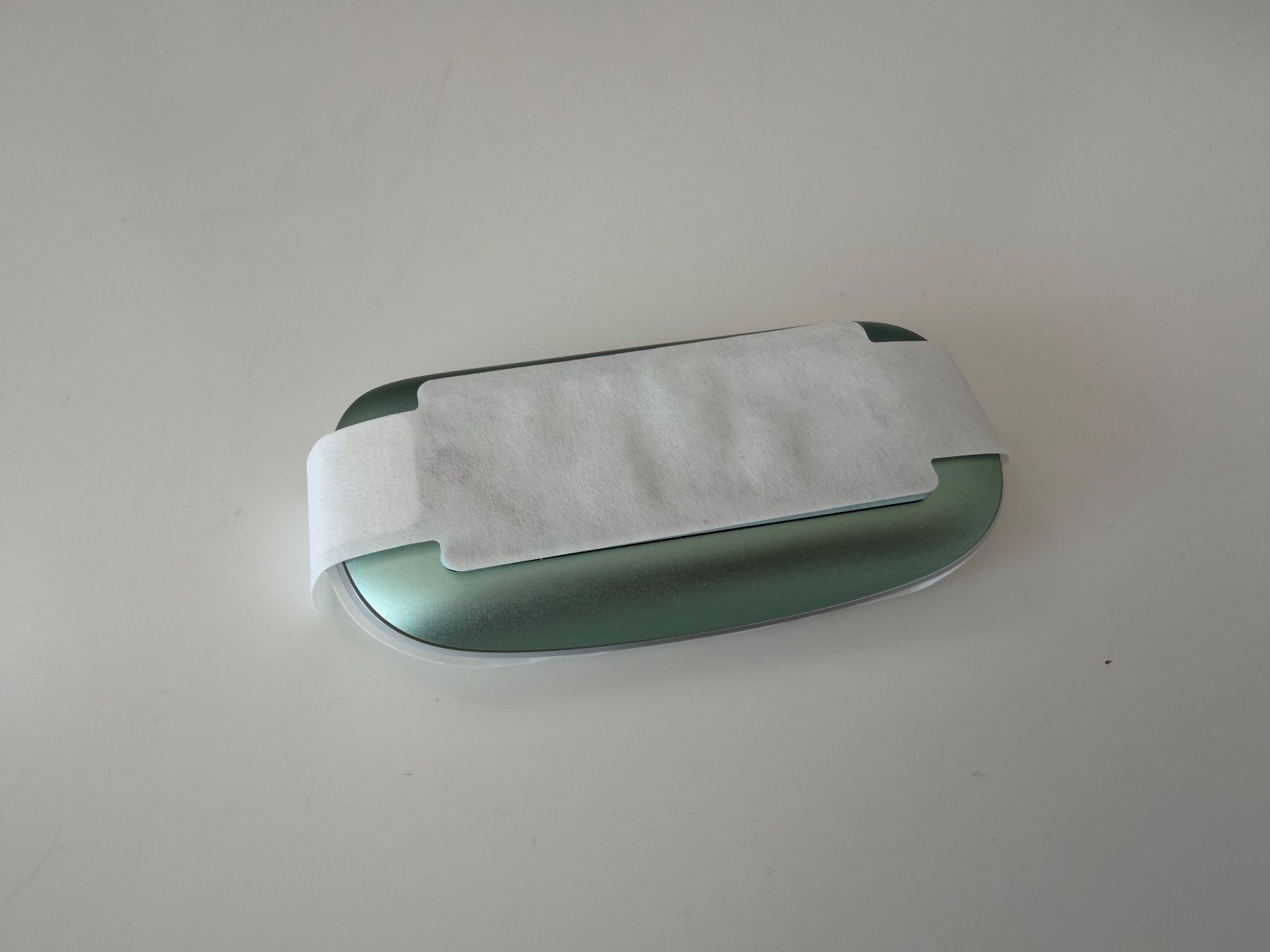 Apple Magic Mouse 2 in verde (USB-C) - Image 3