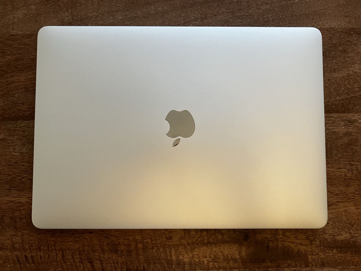 Apple Macbook Pro 2019 | Intel i5 | 16 GB | 128 GB - Image 3